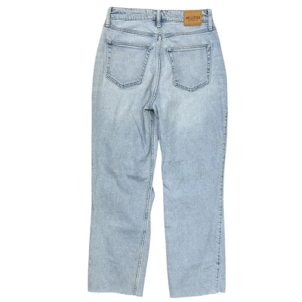 Hollister Ultra High Rise Vintage Straight Denim Jean Light Women 1 Short‎ 25/25